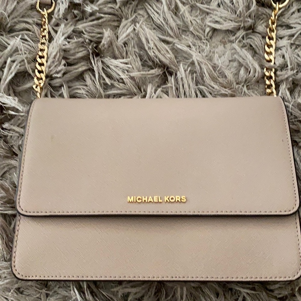 Michael kors purse